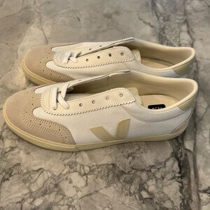 Veja White and Beige Sneakers